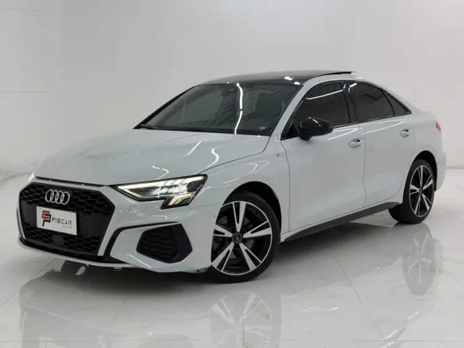 Audi A3 Sedan S-line 2.0 TFSI S-tronic 2024
