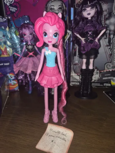 Boneca My Little Pony Pinkie Pie (linha budget)