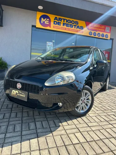 Fiat Punto Attractive 1.4 Fire Flex 8V 5P 2011