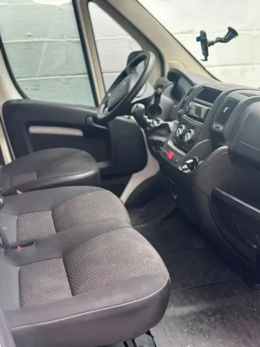 Peugeot Boxer Business Furgão 2.0 Turbo Diesel 2022