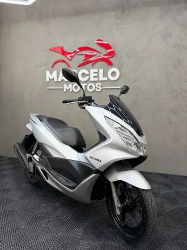 Honda PCX 150 DLX 2017