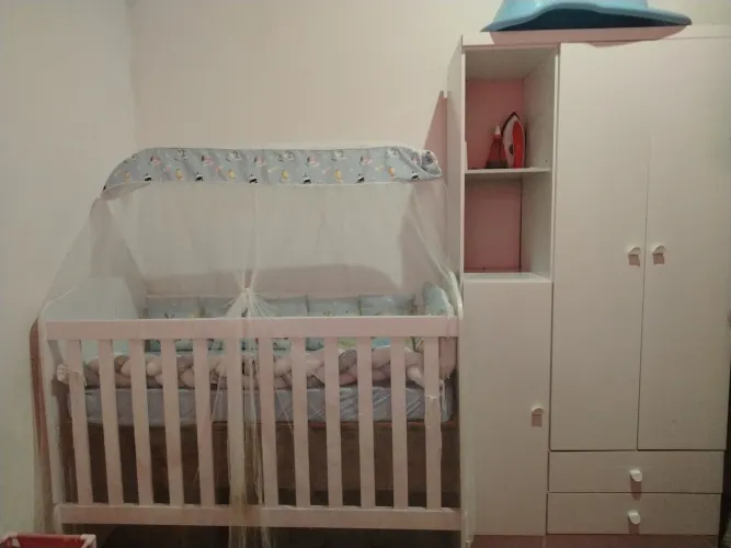 Berço cama e guarda roupa