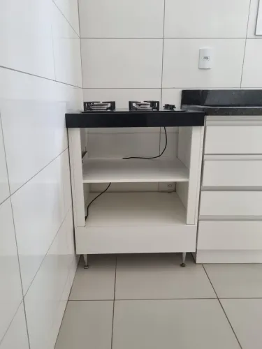 Cooktop 4 bocas + Móvel com tampo em granito