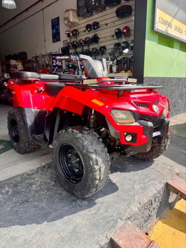 Quadriciclo Can-Am 400