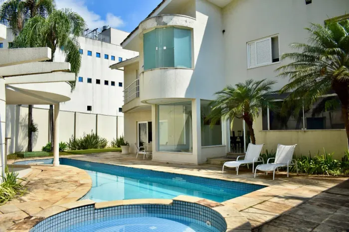 Casa Alto Padrao com fino acabamento, proximo o parque Vila Lobos, à venda, alto de Pinhei