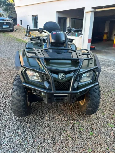 Can-Am Outlander Max XT 650