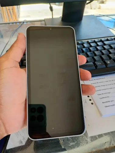 Celular A16 128 GB, todo bom. 