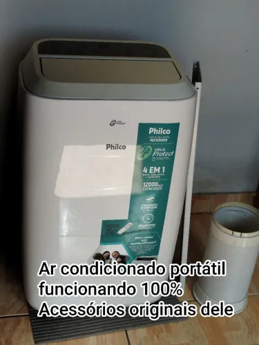 Ar condicionado portátil completo com manual e nota. Excelente estado de conservação.