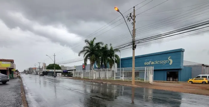Loja Prédio Comercial para venda no SIA Trecho 2/3 com 400 m² em terreno com pátio e estac