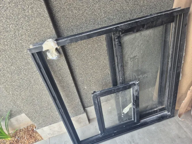 Janelas em esquadria de alumínio 