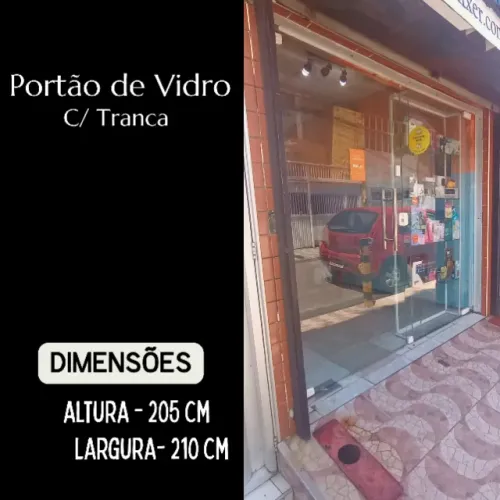 Portão de Vidro Temperado com Fechamento Automático, Tranca e Puxadores
