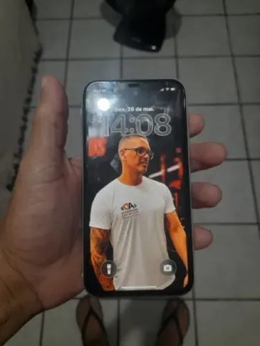 Celular iPhone 11 256 