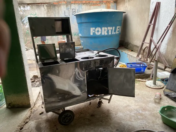 Vendo Carrinho de cachorro quente 