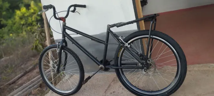 Bicicleta aro 24 montadinha
