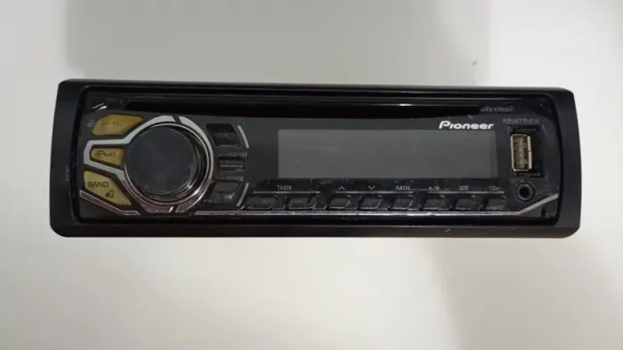 Aparelho de Som Pionner - USB (Sem Bluetooth)