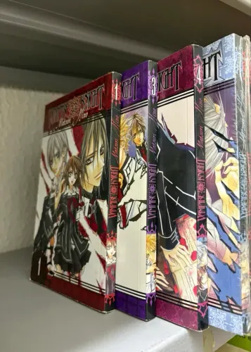 Vampire Knight volume 1, 2, 4 e 7