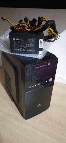 Gabinete com fonte
