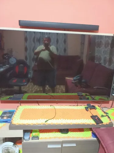 Tv LG 65 polegadas smart sem defeito