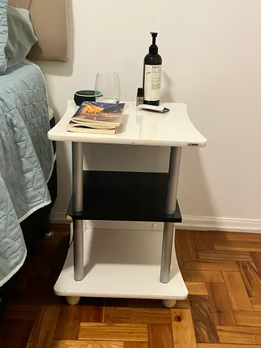 Mesa de Cabeceira/Criado Mudo/Mesinha Preta e Branca