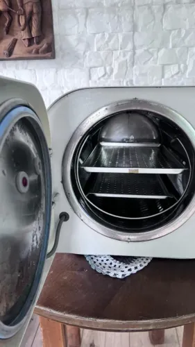 vendo auto clave cristofoli 21 litros 220 volts