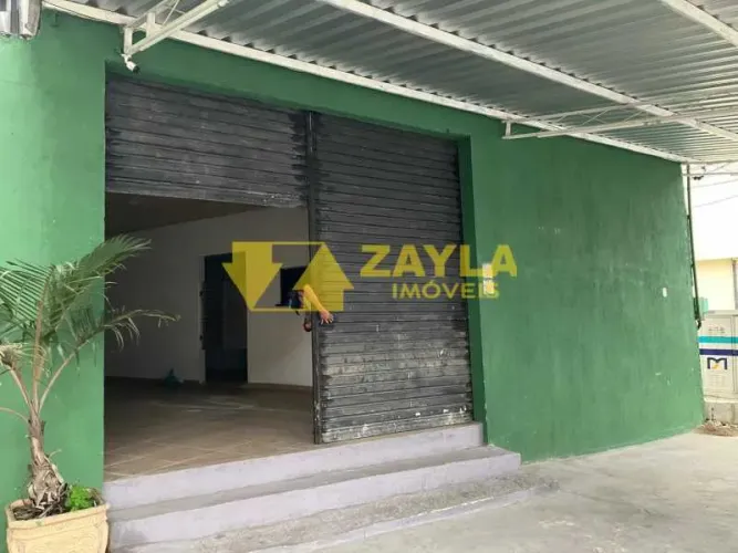 Excelente galpão com 285m² em Irajá RJ