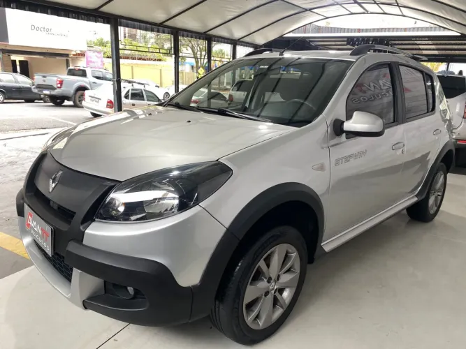 Renault Sandero Stepway Flex 1.6 16V 5P 2013