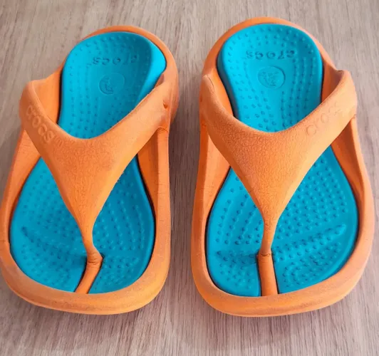Chinelo Crocs 26/27