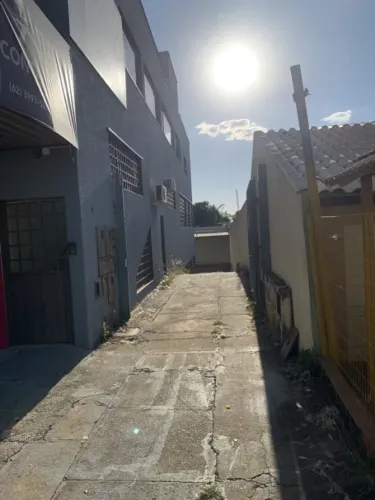 Galpao - Galpao com dois apartamentos - S. Santa Genoveva