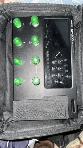 Pedaleira gp200 + guitarra Michael gm755n