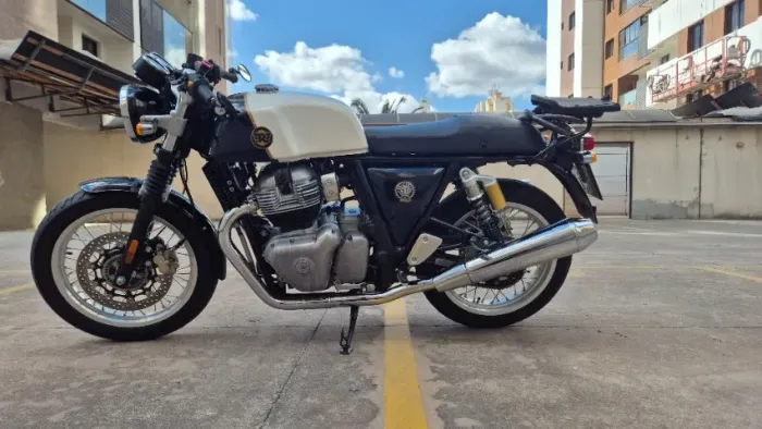 Royal Enfield Continental GT 650 Dux Deluxe 2024 - 4.300 km - Com Garantia de Fábrica