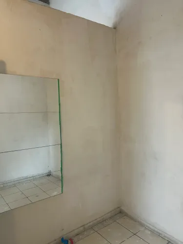 Alugo quarto e sala no Jacintinho 