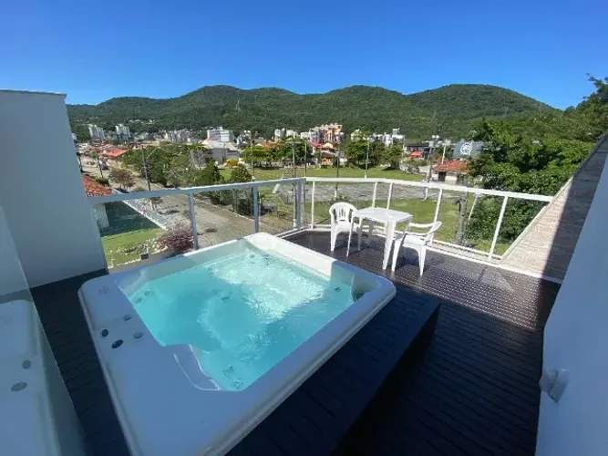 Casa com Jacuzzi e vista para Montanha no Parque São Jorge/Itacorubi