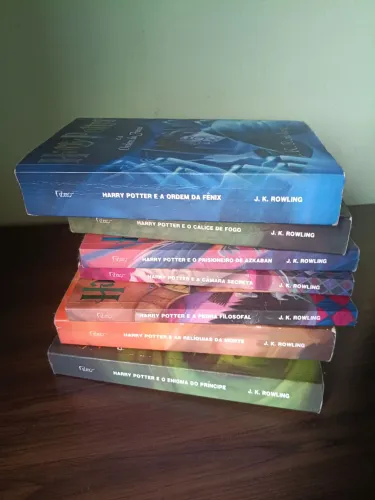 Livros Harry Potter 1 ao 7 primeiro capa tradicional
