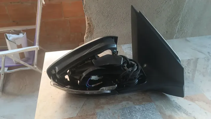 Retrovisor de T-CROSS FILÉ 