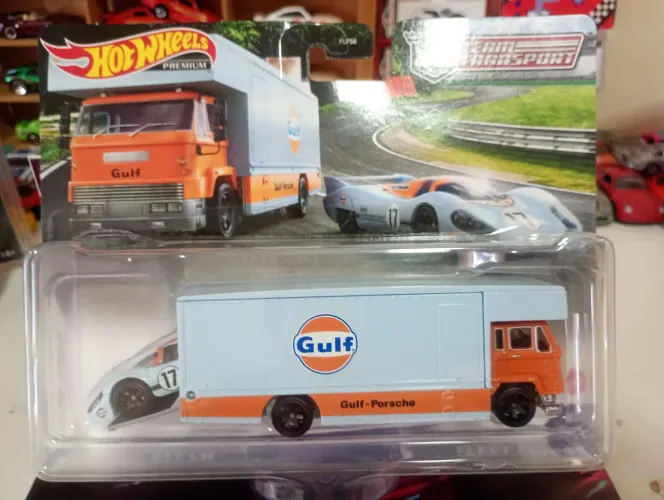Team Transport Porsche GULF