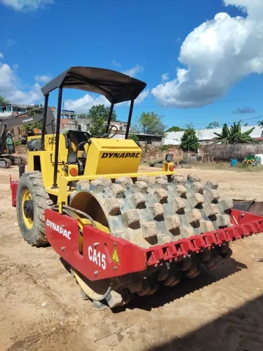 Rolo compactador DYNAPAC CA15, pé de carneiro, operacional,. Todos restaurado...
