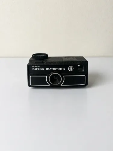 Câmera Antiga Kodak Instamatic 11 Vintage / Coleção / Decoração