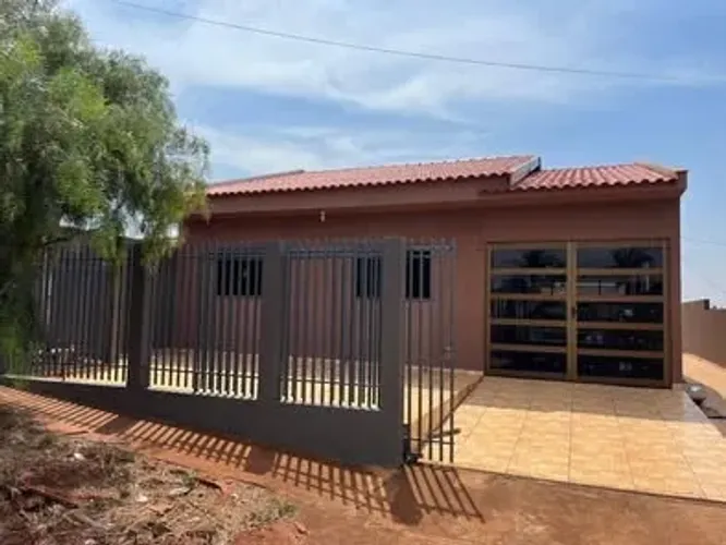 Chácara com piscina a venda