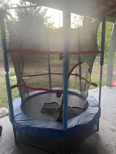 Cama elástica infantil