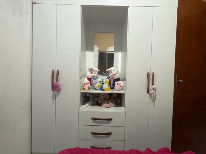 Guarda Roupa de 4 Portas