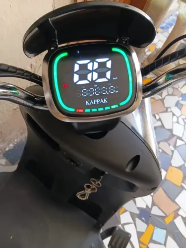 Triciclo com 1000W 