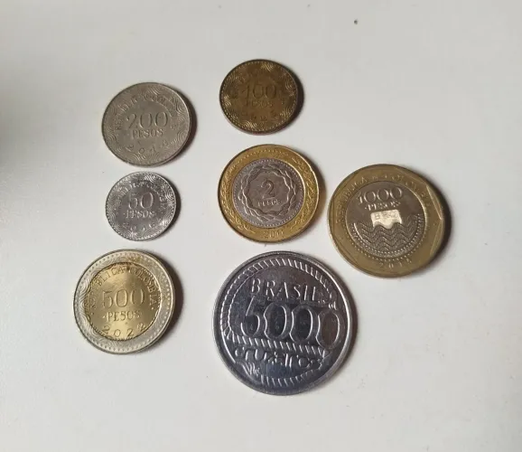 MOEDA ANTIGA E ESTRANGEIRA