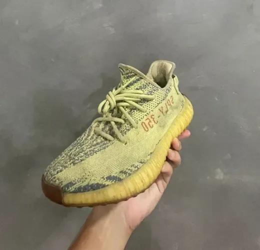 Yeezy 350 Semi Frozen