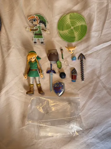 Link DX Figma c/ caixa- Zelda A Link Between Worlds