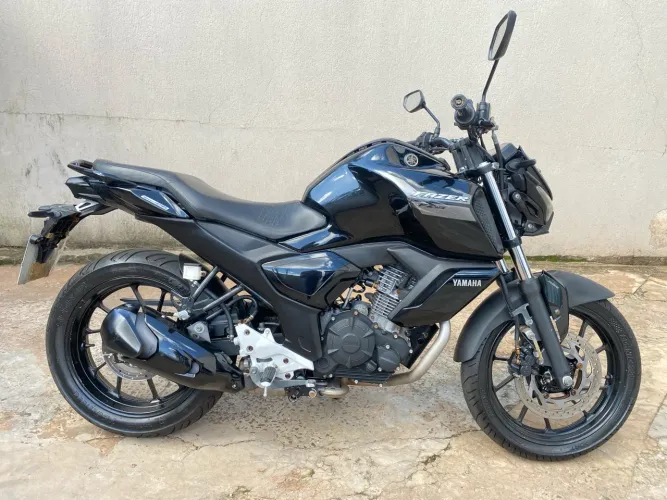 Fazer FZ15 2022 único dono