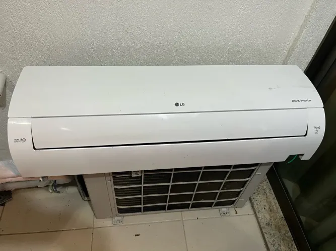 Ar condicionado LG ThinQ Inverter Voice +AI 18.000 BTUs R-32 Quente/Frio 220V