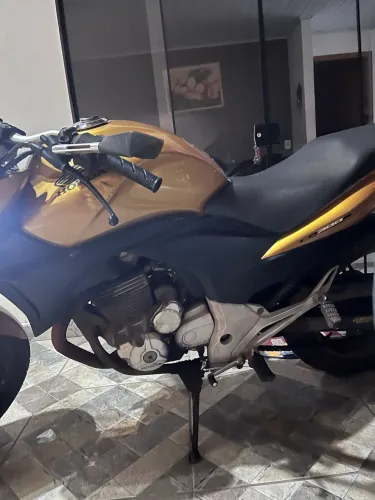 Honda CB 300R 2010 | IPVA Pago | Pneu Novo | Econômica