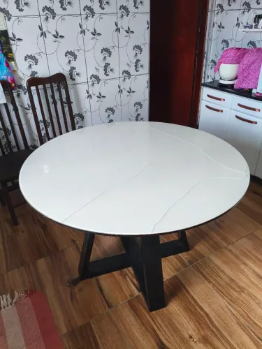 Mesa de madeira grande 