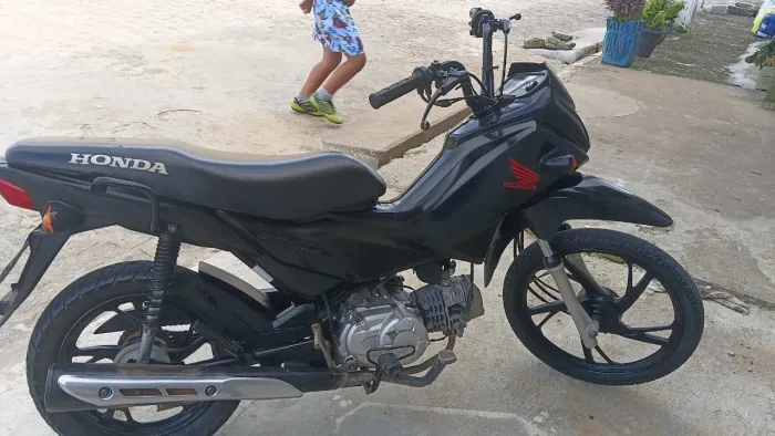 Tem 2 emplacamento da 466