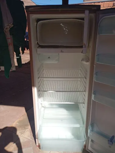 Vende se geladeira Electrolux